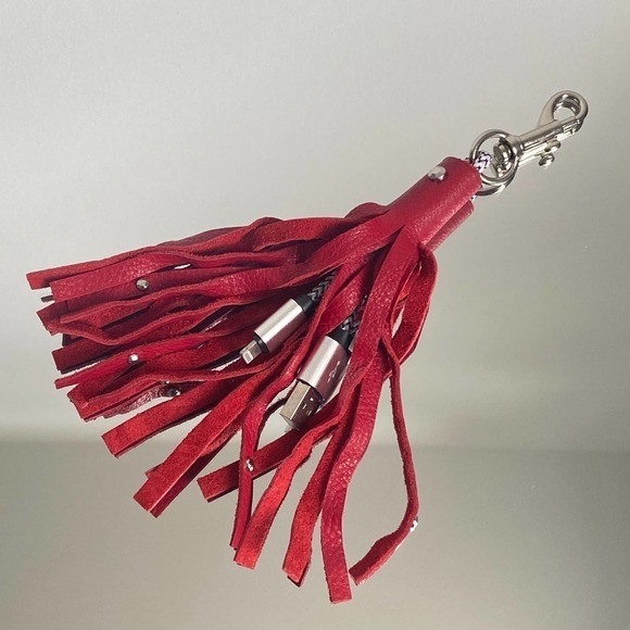 Anthropologie Tassel Bag Charm Keychain iPhone USB Charger NWOT - Picture 1 of 6